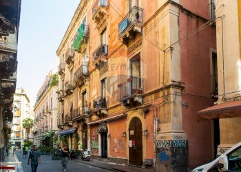 Edificio all\'aperto - Appartamento Via Gemmellaro
 
40, Catania - foto 12