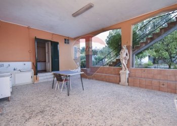 Terrazza - Villa Via del Bosco
 
196, Mascalucia - foto 12