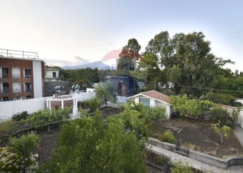 Edificio all\'aperto - Villa Via del Bosco
 
196, Mascalucia - foto 28