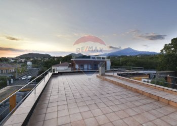 Terrazza - Villa Via del Bosco
 
196, Mascalucia - foto 1
