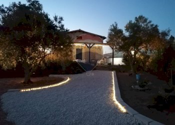 Casa all\'aperto - Villa VIA PIANO CROPI
 
SNC, Grammichele - foto 7