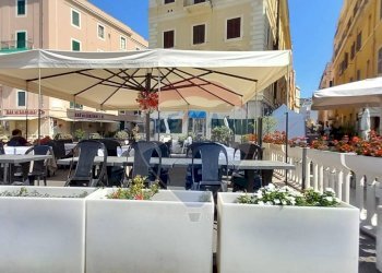 Edificio all\'aperto - Attività Commerciale Piazza Pia, Anzio - foto 9