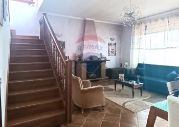 Scale - Villa via tevere
 
66, Ardea - photo 14