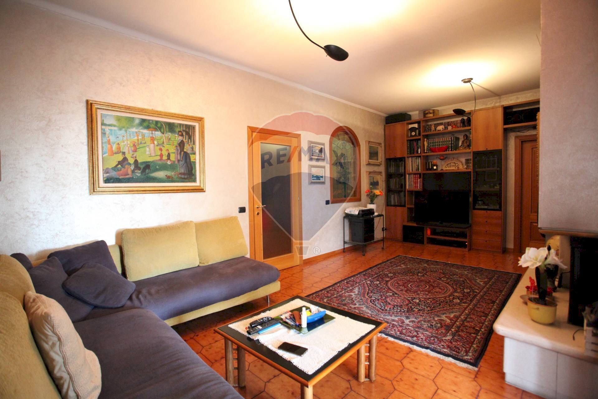 Soggiorno - Trilocale via Celadina
 
28, Gorle - foto 2