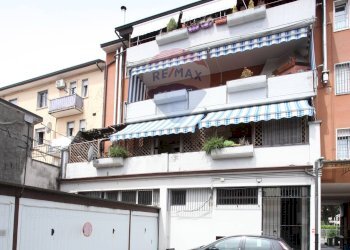 Edificio all\'aperto - Three-room apartment via Celadina
 
28, Gorle - photo 12