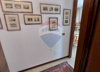 Hall / corridoio - Trilocale Bianzano - foto 22