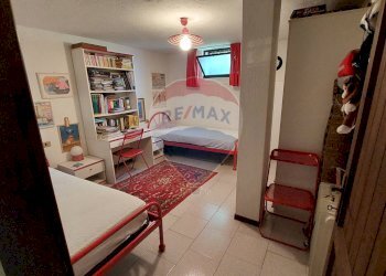 Camera / camera da letto - Trilocale Bianzano - foto 41