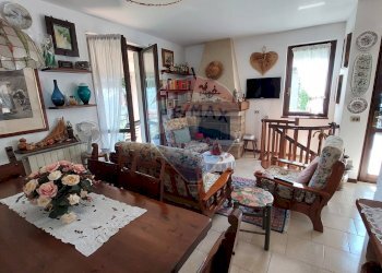 Sala da pranzo - Trilocale Bianzano - foto 52