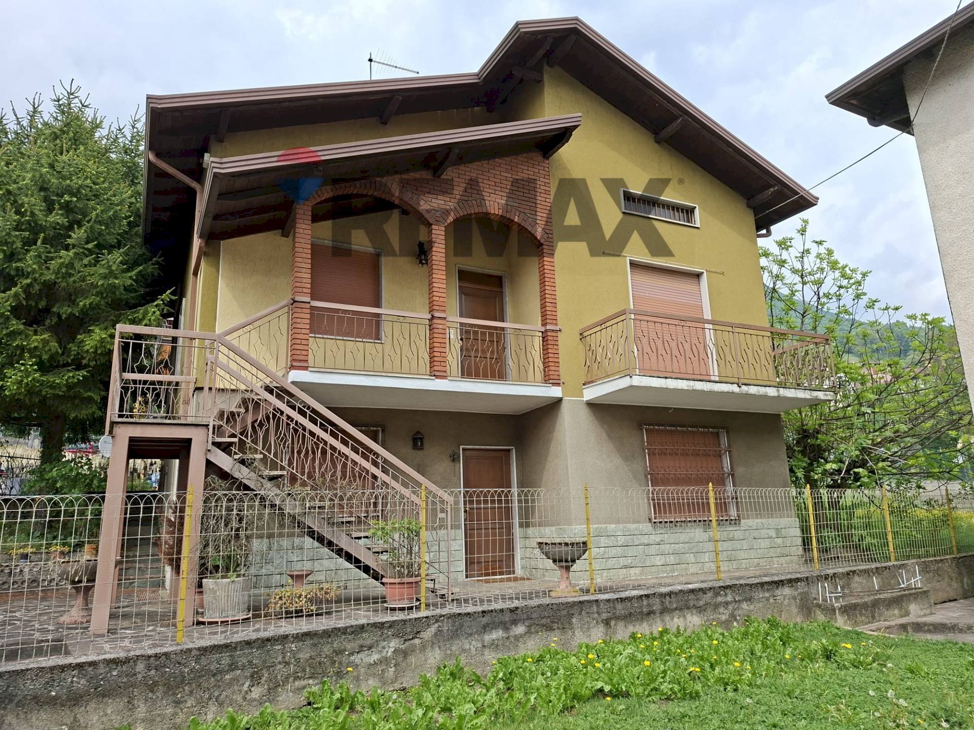 Casa all\'aperto - Independent house Via San giorgio
 
9, Endine Gaiano - photo 1