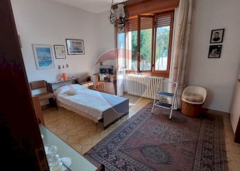 Camera / camera da letto - Casa indipendente Endine Gaiano - foto 14