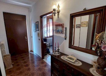 Hall / corridoio - Casa indipendente Endine Gaiano - foto 21