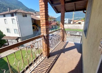 Balcone - Casa indipendente Endine Gaiano - foto 22