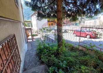 Balcone - Casa indipendente Endine Gaiano - foto 36