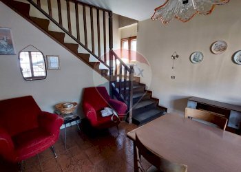 Scale - Casa indipendente Endine Gaiano - foto 41