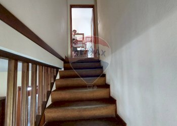 Scale - Casa indipendente Endine Gaiano - foto 43