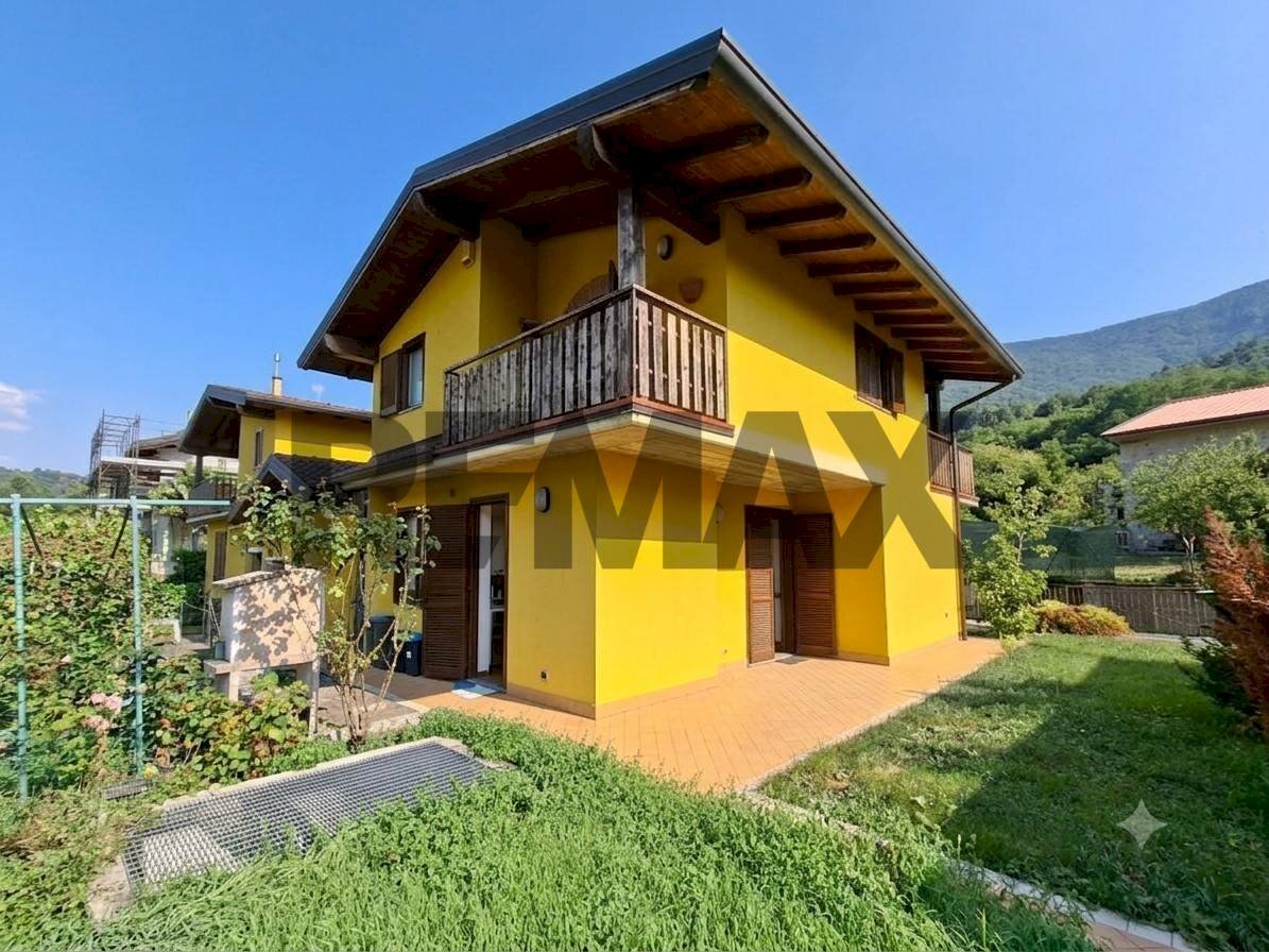 Casa all\'aperto - Casa semi indipendente via tironega
 
38, Endine Gaiano - foto 1