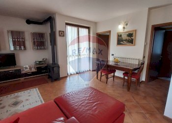 Sala da pranzo - Casa semi indipendente Endine Gaiano - foto 4