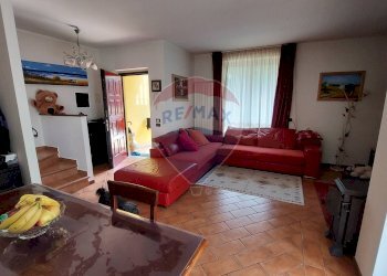 Sala da pranzo - Casa semi indipendente Endine Gaiano - foto 5