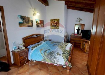 Camera / camera da letto - Casa semi indipendente Endine Gaiano - foto 12