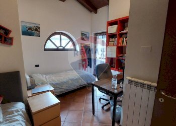 Camera / camera da letto - Casa semi indipendente Endine Gaiano - foto 17