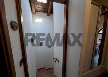 Hall / corridoio - Semi-detached house via tironega
 
38, Endine Gaiano - photo 26
