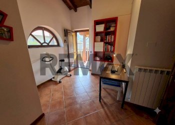 Hall / corridoio - Semi-detached house via tironega
 
38, Endine Gaiano - photo 29