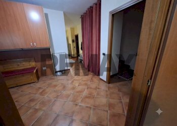 Hall / corridoio - Semi-detached house via tironega
 
38, Endine Gaiano - photo 41