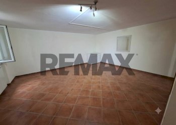 Stanza vuota - Semi-detached house via tironega
 
38, Endine Gaiano - photo 42