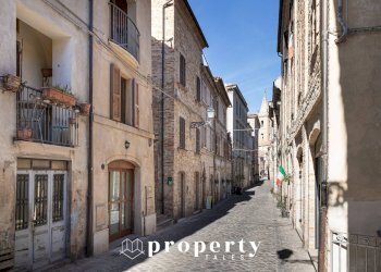 Foto 2 - Casa indipendente via ciro menotti
 
1, Ripatransone - foto 2