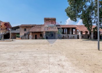Casa all\'aperto - Rustico Via valperone, Abbiategrasso - foto 8