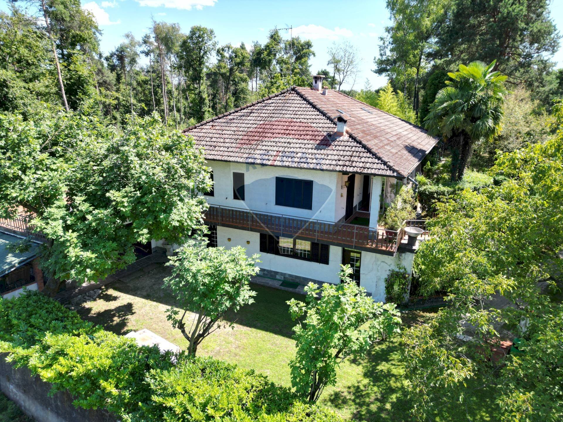 Casa all\'aperto - Villa Via Giotto 8, Agrate Conturbia - foto 1