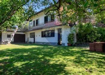 Casa all\'aperto - Villa Via Giotto 8, Agrate Conturbia - foto 4