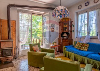 Soggiorno - Villa Via Giotto 8, Agrate Conturbia - foto 19