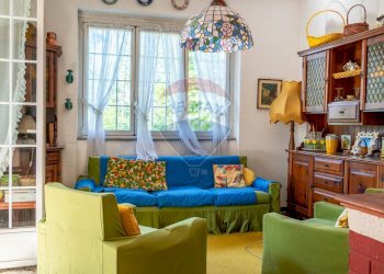 Soggiorno - Villa Via Giotto 8, Agrate Conturbia - foto 21