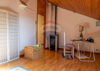 Camera / camera da letto - Villa Via Giotto 8, Agrate Conturbia - foto 30