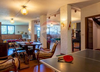 Sala da pranzo - Villa Via Giotto 8, Agrate Conturbia - foto 38