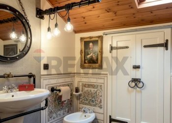 Bagno - Villa Via Giotto 8, Agrate Conturbia - foto 24