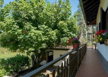 Balcone - Villa Via Giotto 8, Agrate Conturbia - foto 28