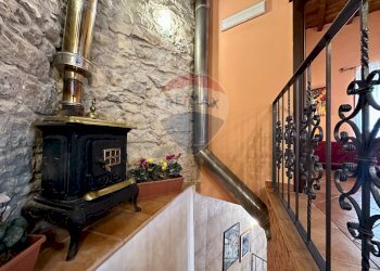 Dettagli - Casa indipendente Via Giusti
 
121, Ragusa - foto 18