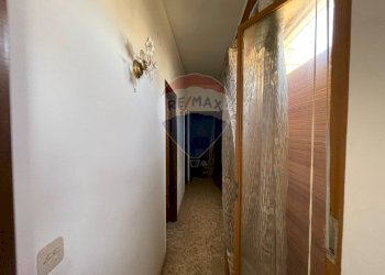 Hall / corridoio - Independent house Via Liberta'
 
56-58-60, Terrasini - photo 11