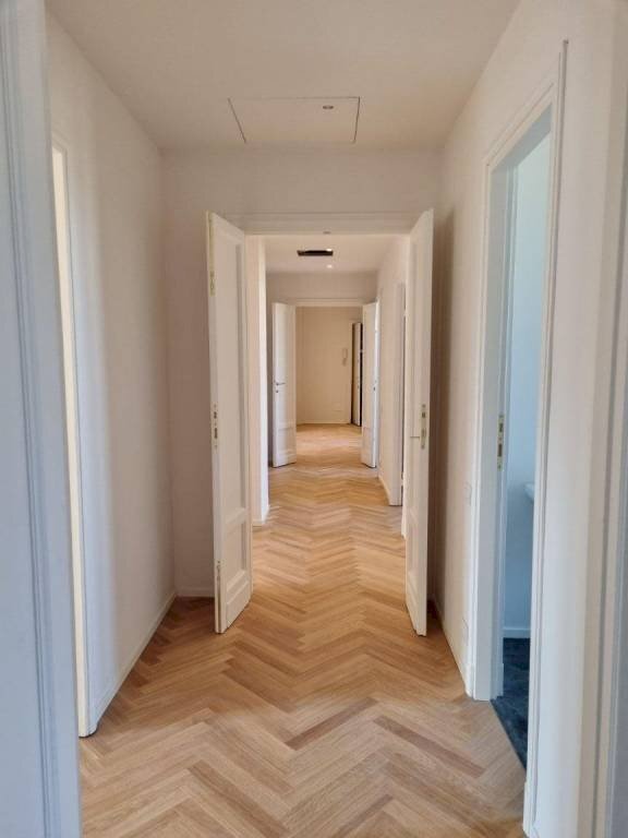 Interno appartamento - Apartment piazza Santa Maria Beltrade, Milano - photo 1