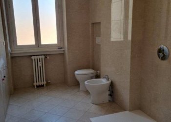 Bagno - Appartamento piazza Santa Maria Beltrade, Milano - foto 18