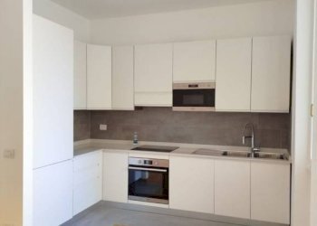 Cucina - Quadrilocale piazza Santa Maria Beltrade, Milano - foto 10