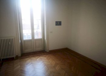 Stanza non arredata - Quadrilocale piazza Santa Maria Beltrade, Milano - foto 24