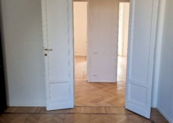 Stanza non arredata - Quadrilocale piazza Santa Maria Beltrade, Milano - foto 17