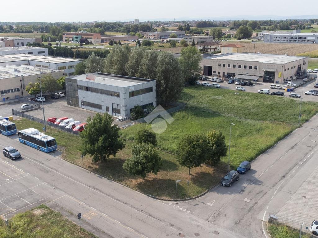 Building land via Ungheria, Cento - photo 2