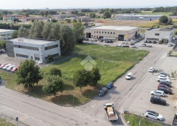 Building land via Ungheria, Cento - photo 3