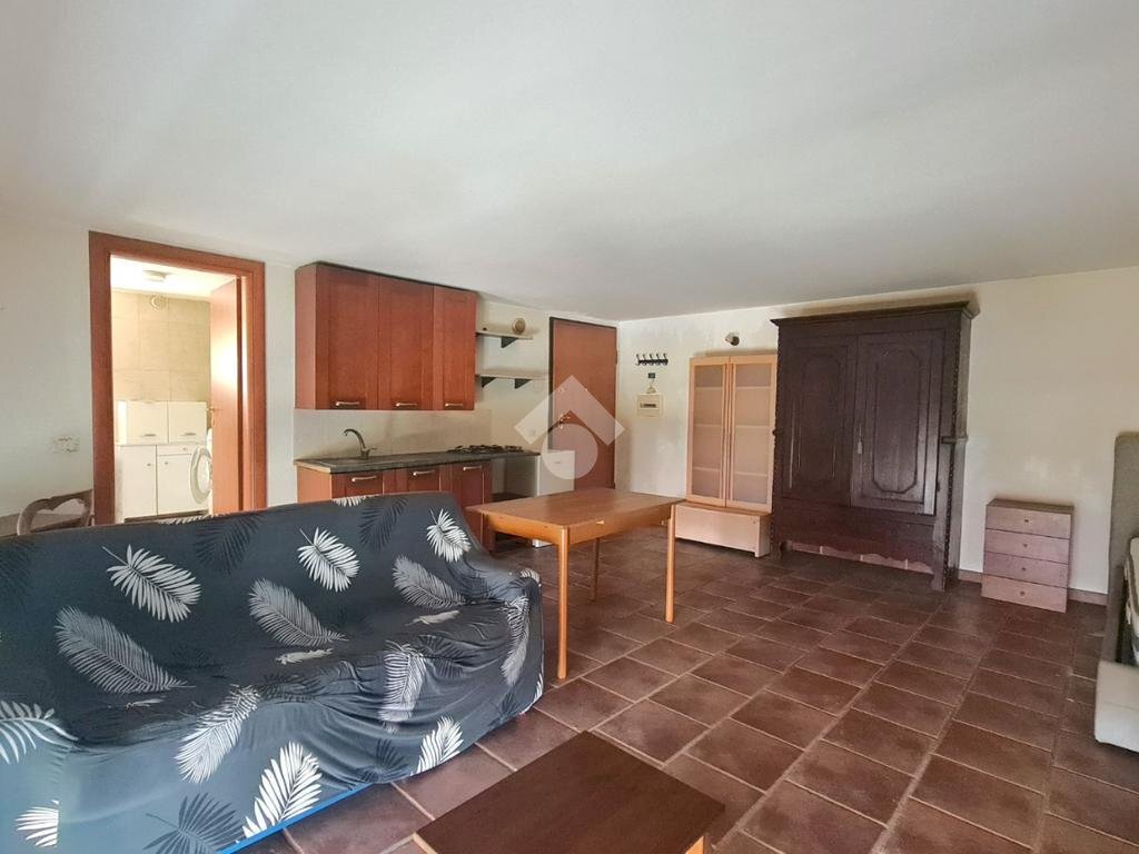 One-room apartment Via Vittorio Emanuele II, Bra - photo 2