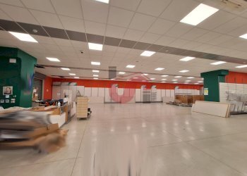 Foto 4 - Commercial Premises Benevento, Benevento - photo 4