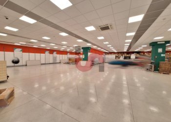 Foto 5 - Commercial Premises Benevento, Benevento - photo 5